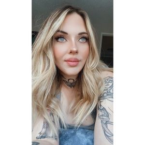 Meet your Posher, Krystal